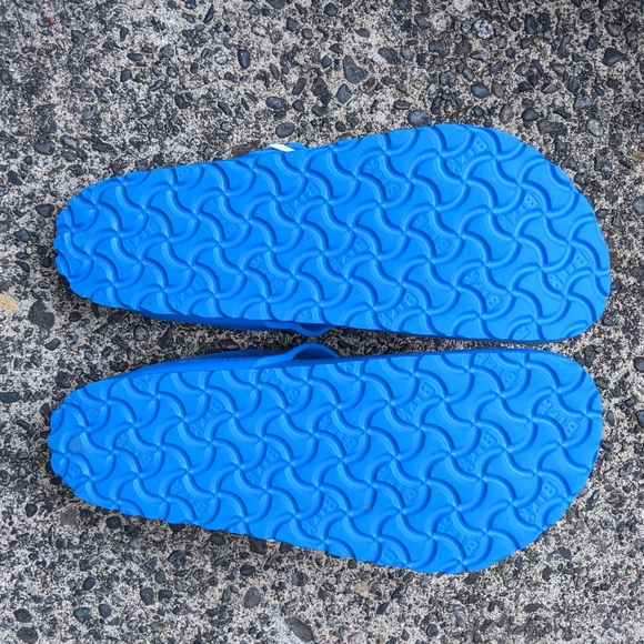 SOLD - Birkenstock Gizeh Size 39 - Picture 5 of 8